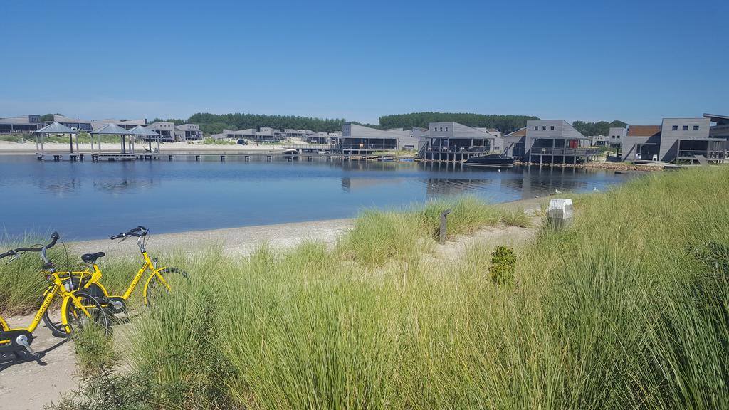 Oasis Punt-West Hotel & Beach Resort Ouddorp Exterior foto