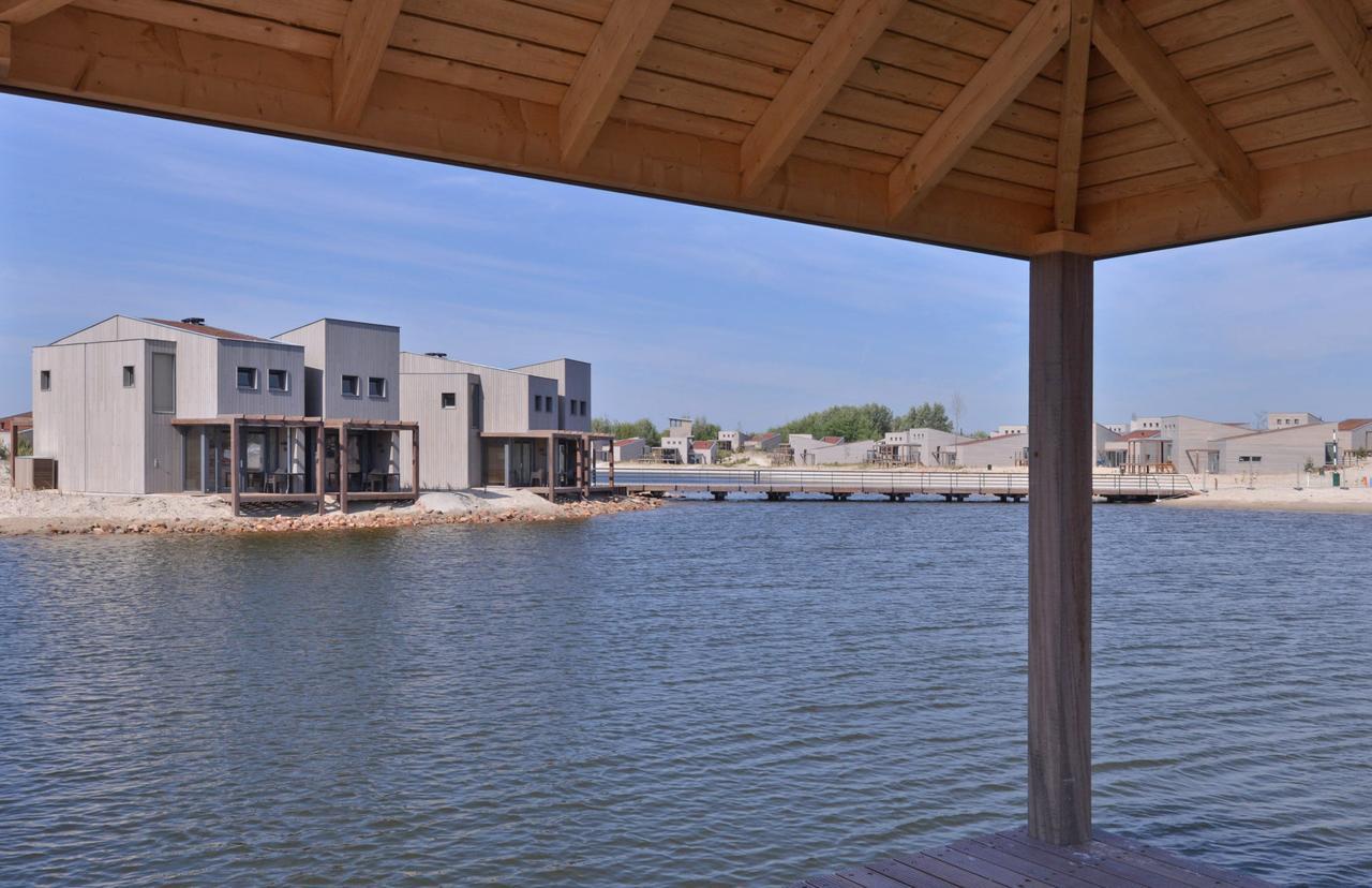 Oasis Punt-West Hotel & Beach Resort Ouddorp Exterior foto