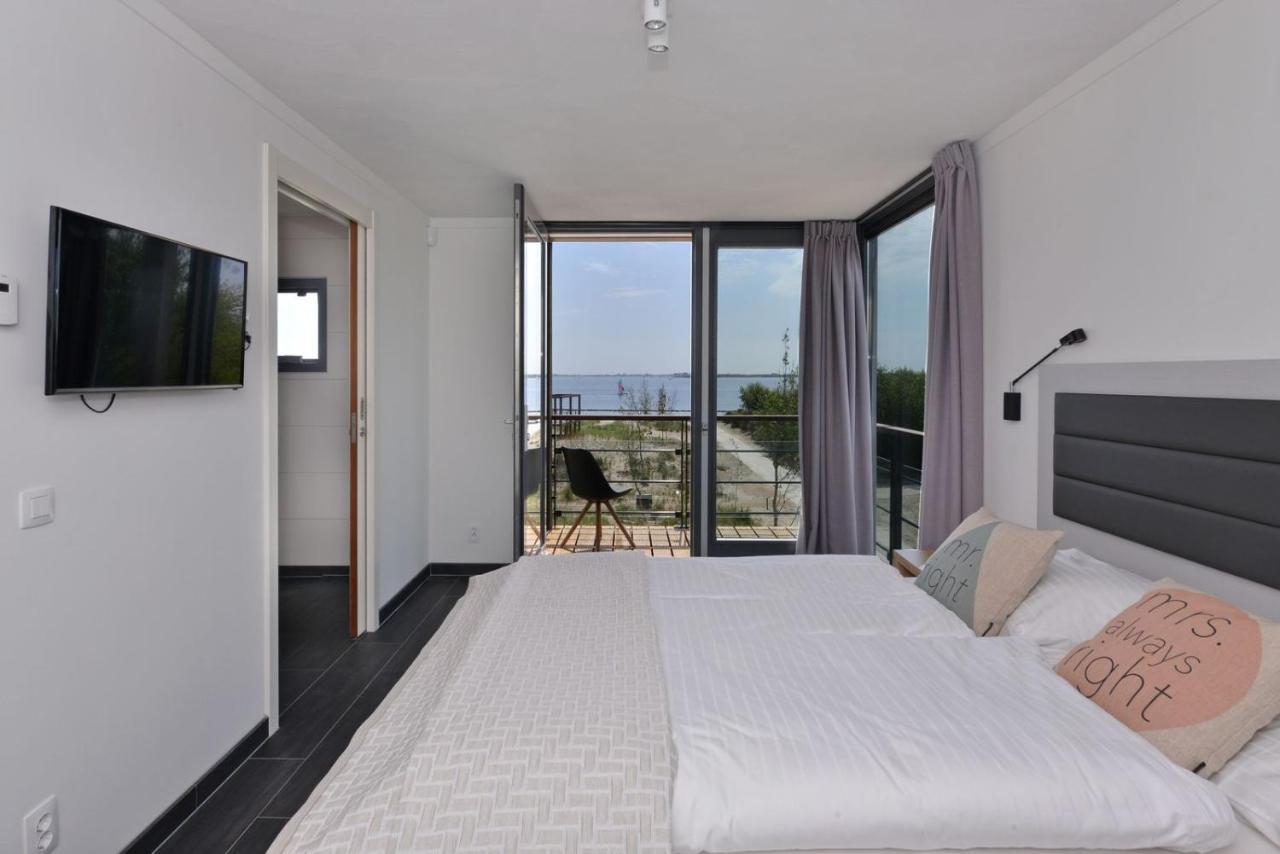Oasis Punt-West Hotel & Beach Resort Ouddorp Exterior foto