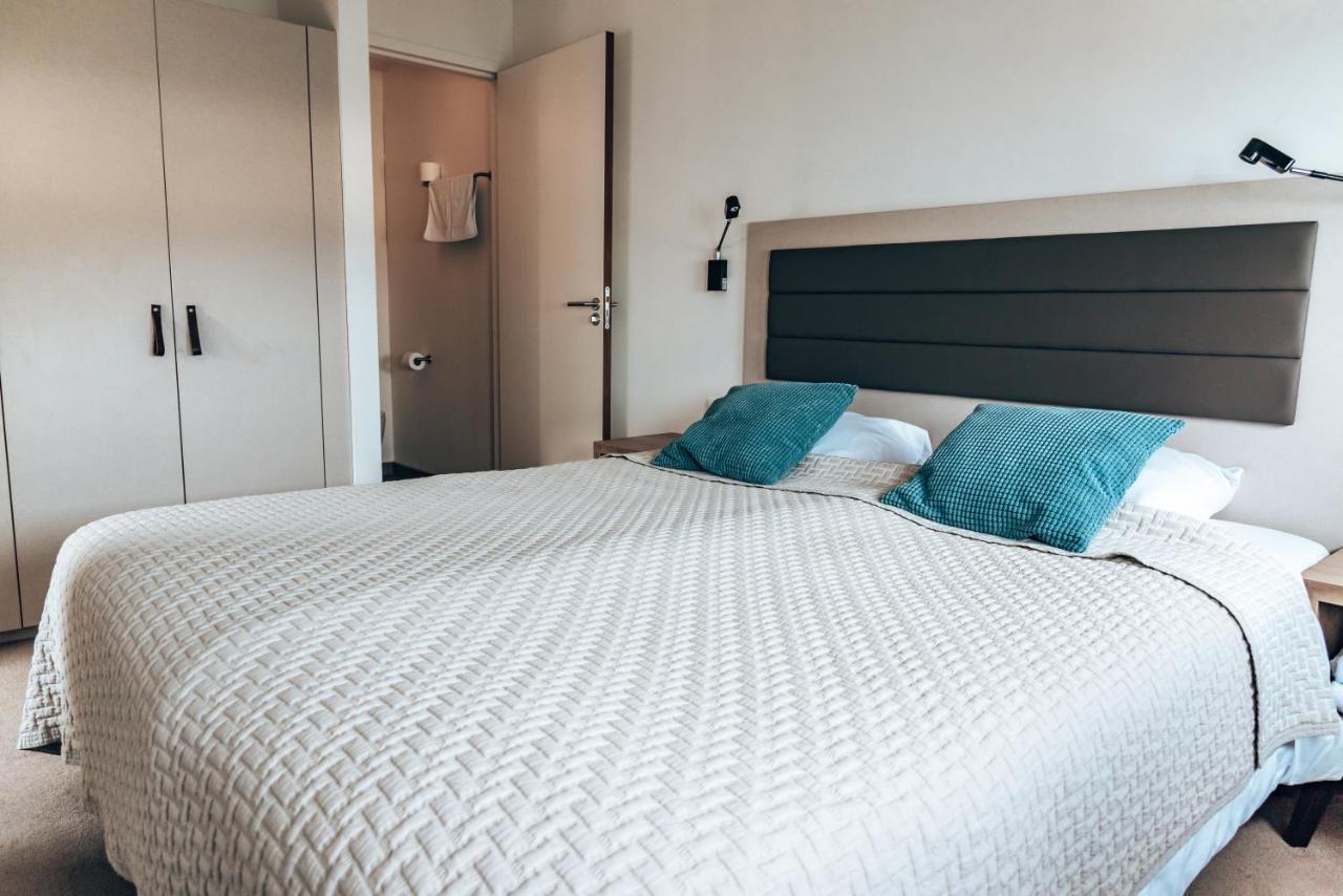 Oasis Punt-West Hotel & Beach Resort Ouddorp Exterior foto